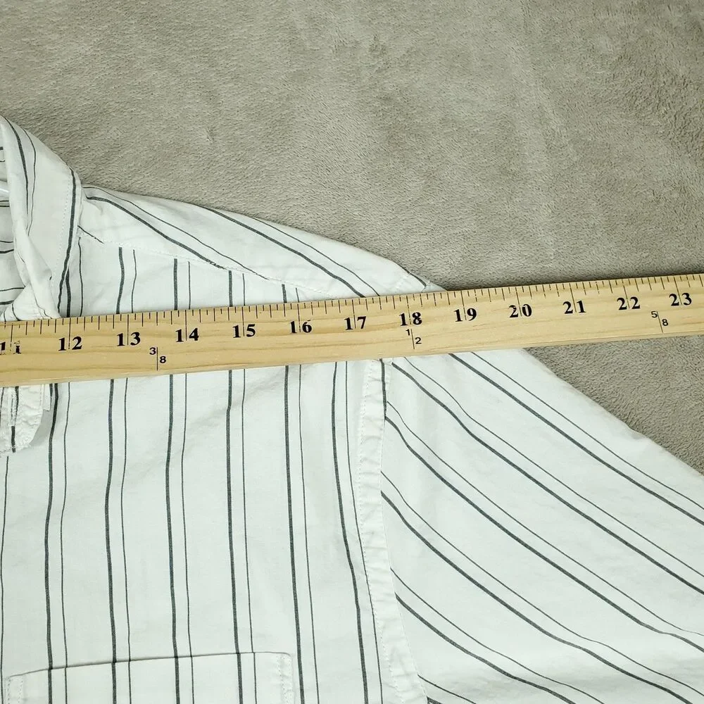 Banana Republic Shirt Mens Large White Stripe Untucked Fit Button Up Casual